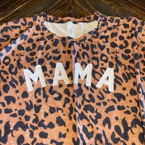 Mama Tee animal print